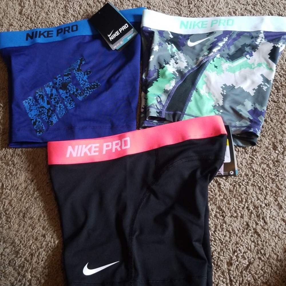 Nike pro shorts lot of 3 sz small NWT